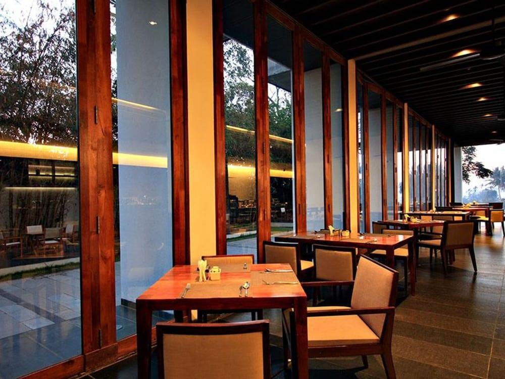 Holiday Inn & Suites Bengaluru Whitefield Екстер'єр фото